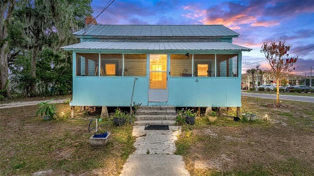 20 S LANIER AVENUE, FORT MEADE, FL 33841