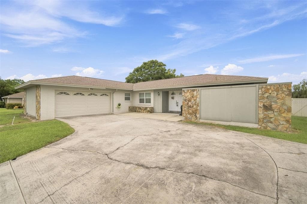 2901 BEAGLE PLACE, SEFFNER, FL 33584