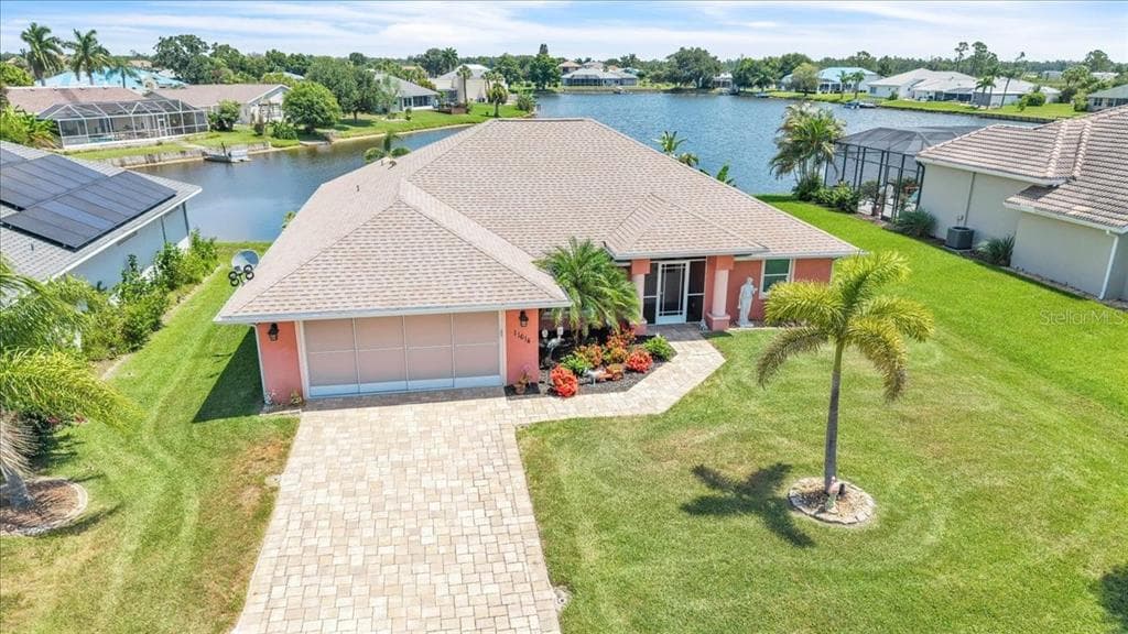 11614 SW COURTLY MANOR DRIVE, LAKE SUZY, FL 34269