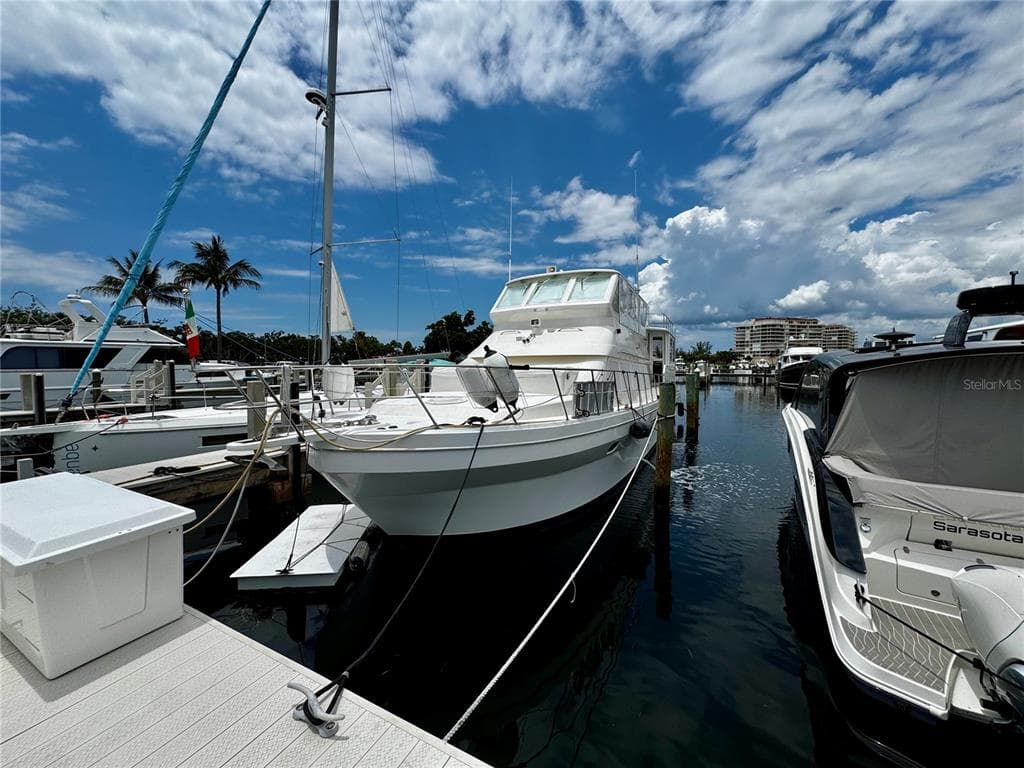 2600 HARBOURSIDE DRIVE # C11, LONGBOAT KEY, FL 34228