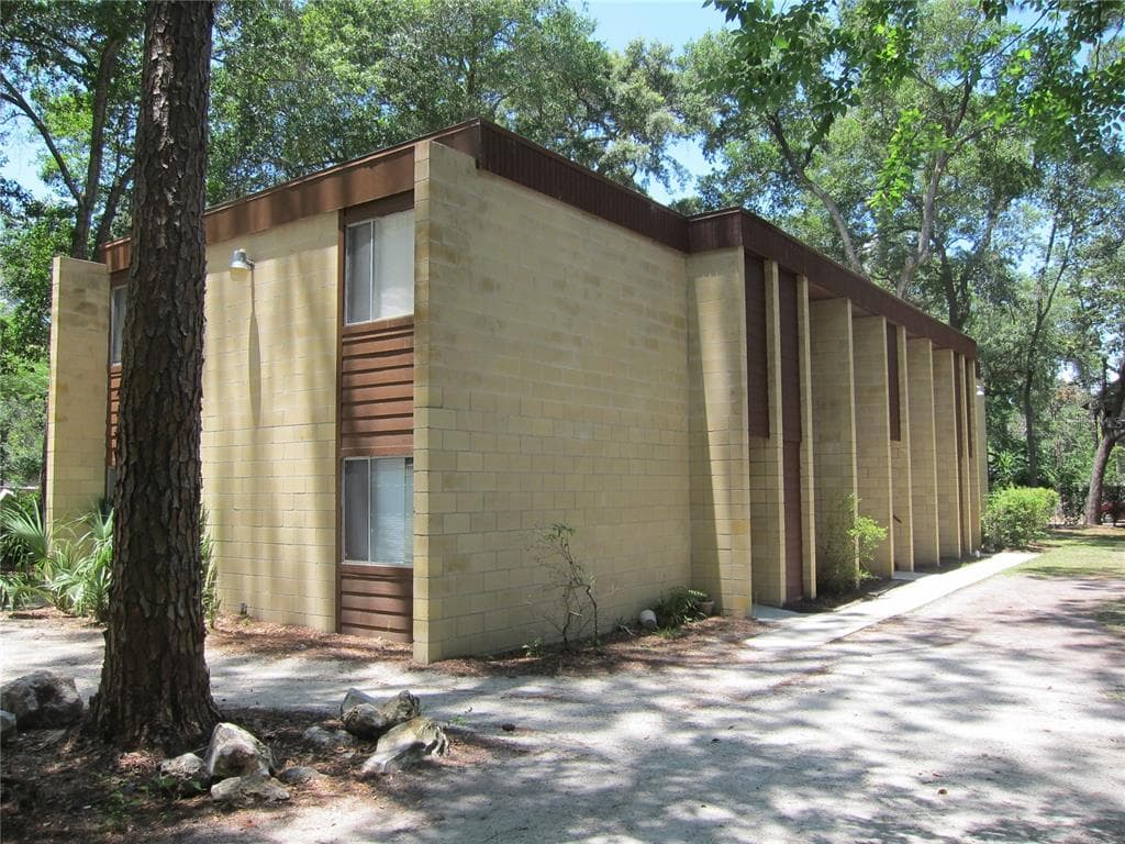 300 NW 20TH AVENUE # 6, GAINESVILLE, FL 32609