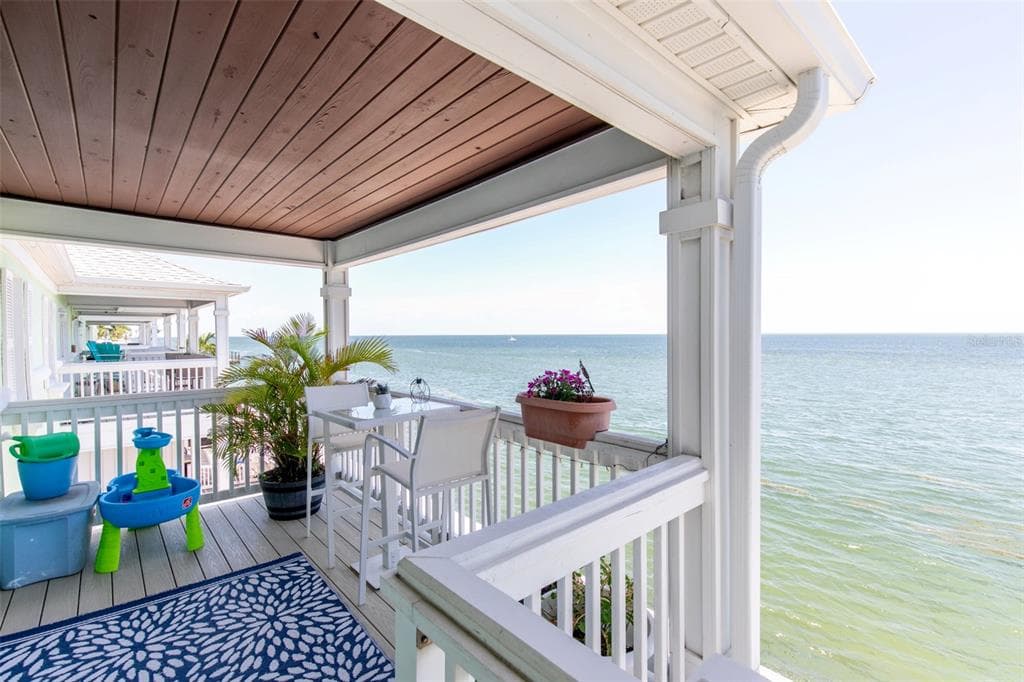 5118 COQUINA KEY DRIVE SE # C, ST PETERSBURG, FL 33705