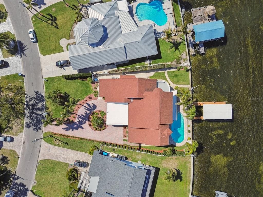 119 CARLYLE CIRCLE, PALM HARBOR, FL 34683