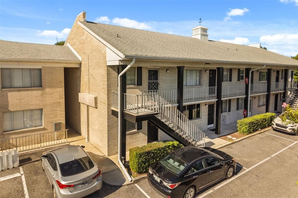1250 S DENNING DRIVE # 109, WINTER PARK, FL 32789