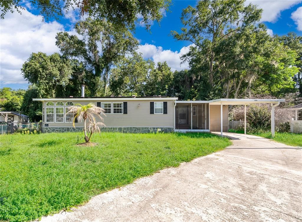 800 GEE CREEK COURT, CASSELBERRY, FL 32707