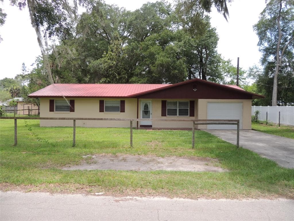 330 SE 6TH STREET, WILLISTON, FL 32696