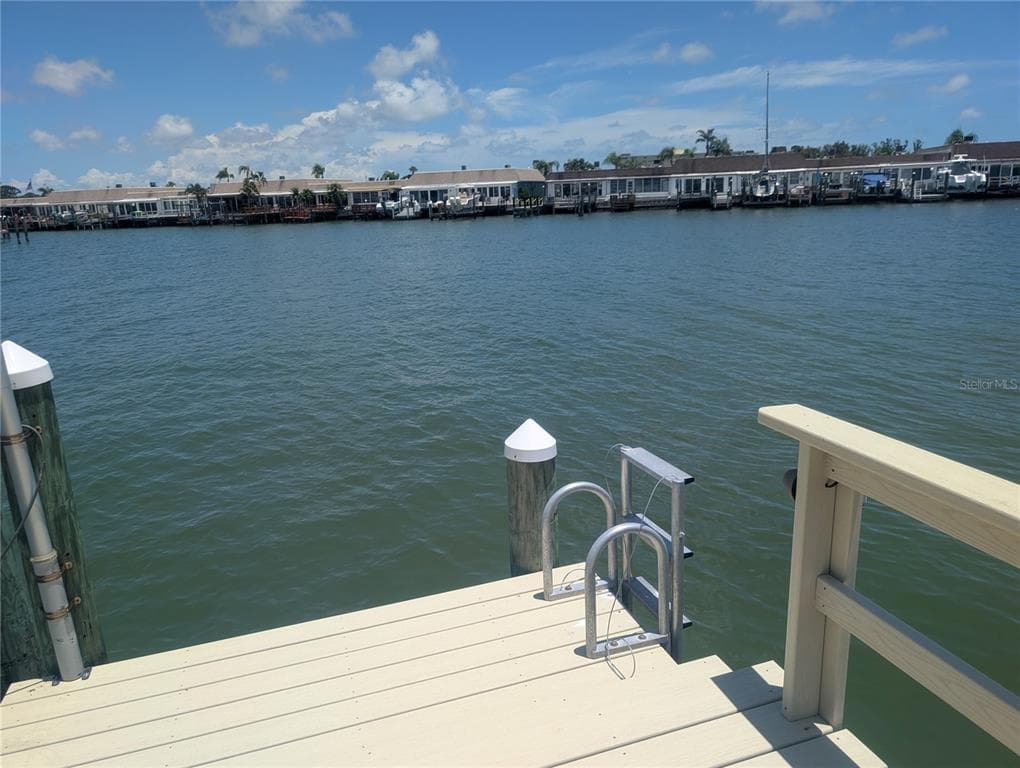 542 BOCA CIEGA POINT BOULEVARD N # 2108, MADEIRA BEACH, FL 33708