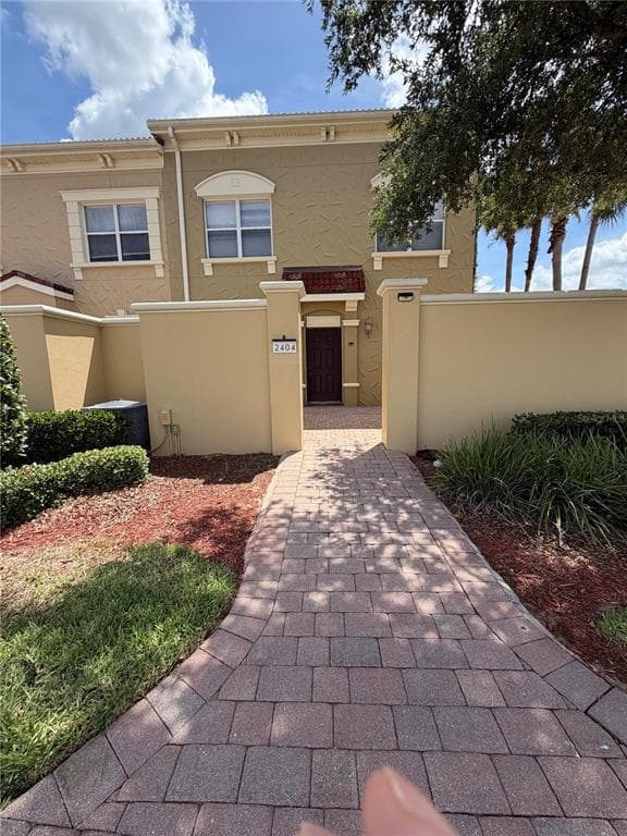 2404 BELLA VISTA DRIVE, DAVENPORT, FL 33897