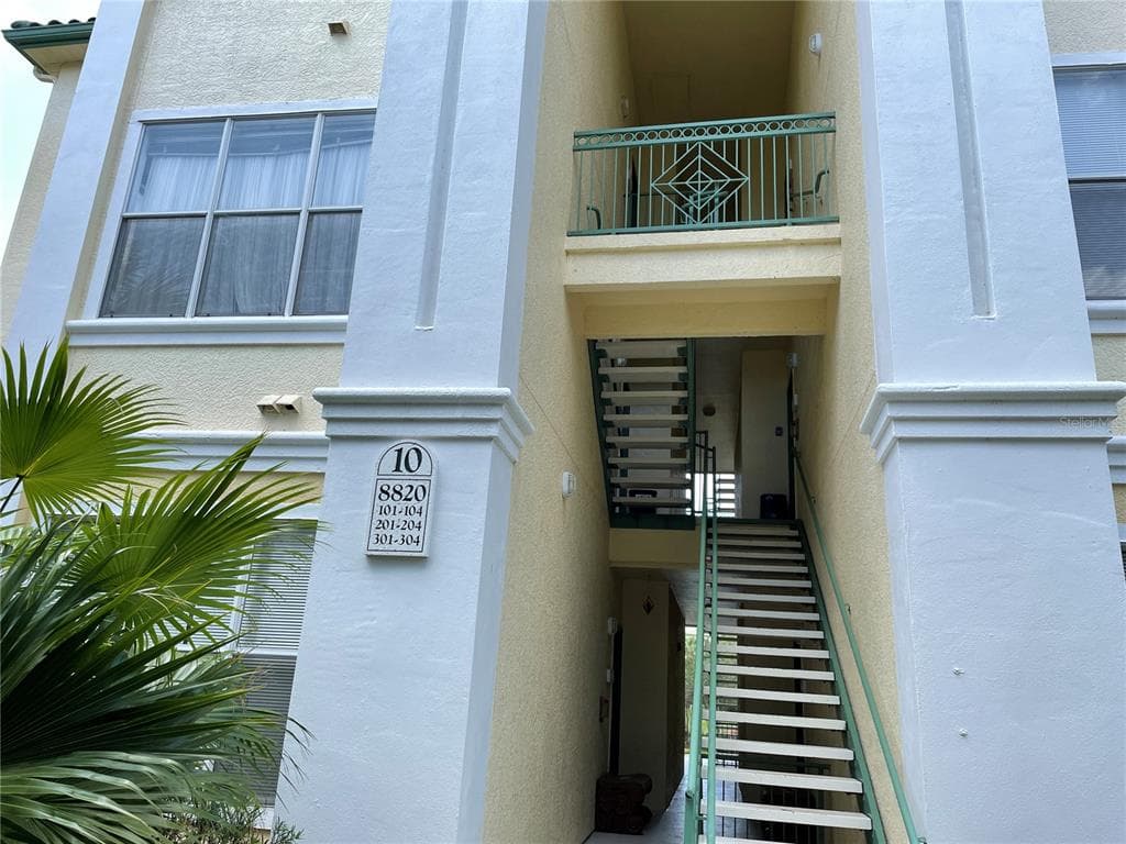 8820 DUNES COURT # 202, KISSIMMEE, FL 34747