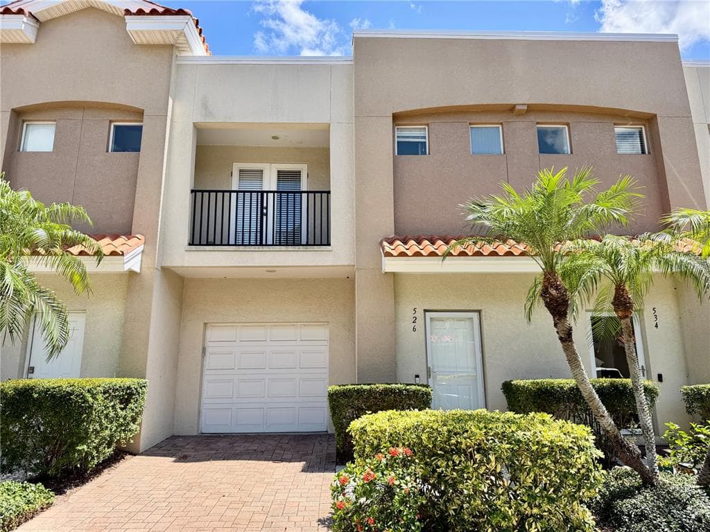 526 101ST AVENUE N, ST PETERSBURG, FL 33702
