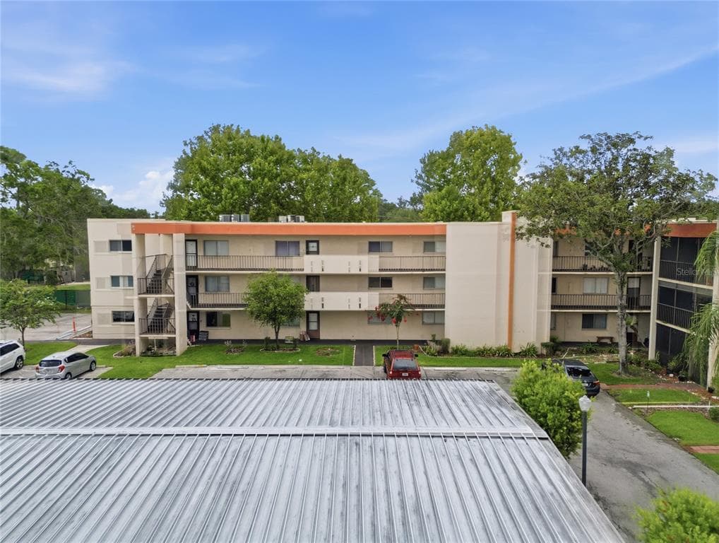 1130 N LAKE PARKER AVENUE # E233, LAKELAND, FL 33805