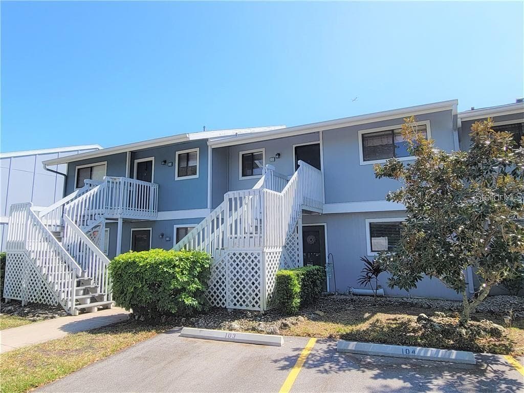 6033 34TH STREET W # 104, BRADENTON, FL 34210