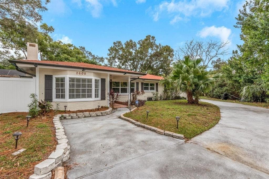 2608 OAKWOOD DRIVE, LARGO, FL 33771