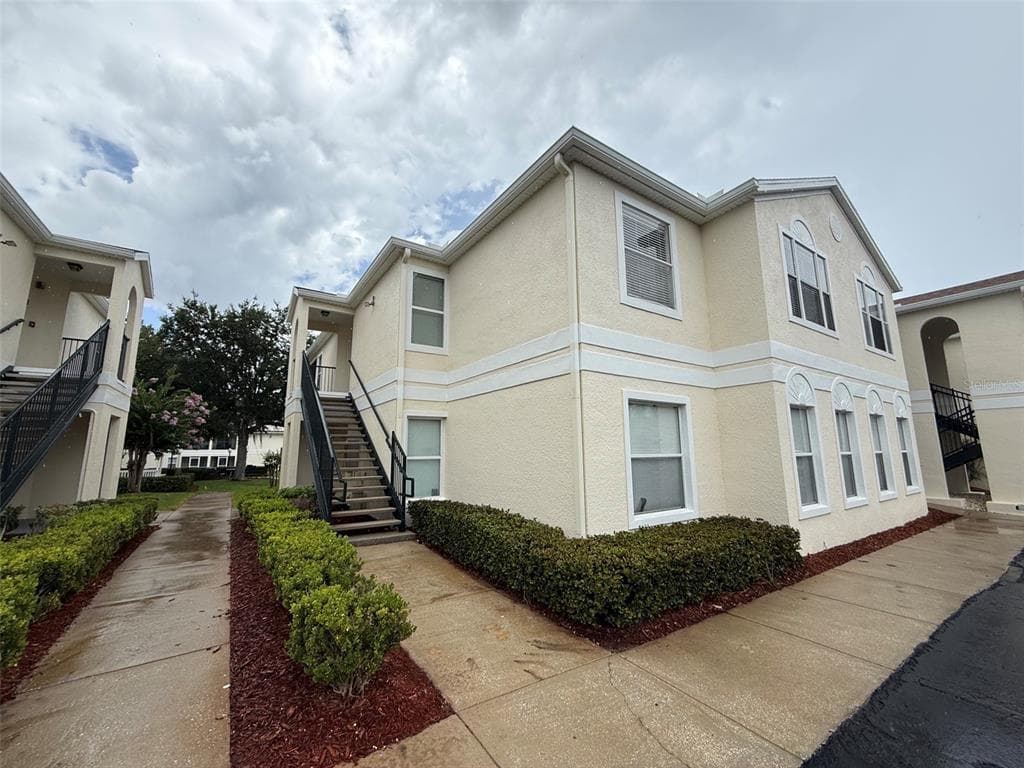 8846 GRAND PALMS CIRCLE # B, KISSIMMEE, FL 34747