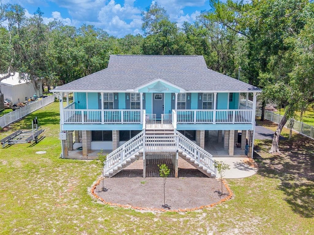 8213 RIVERVIEW ROAD, FANNING SPRINGS, FL 32693
