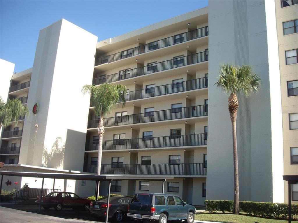 800 COVE CAY DRIVE # 3F, CLEARWATER, FL 33760
