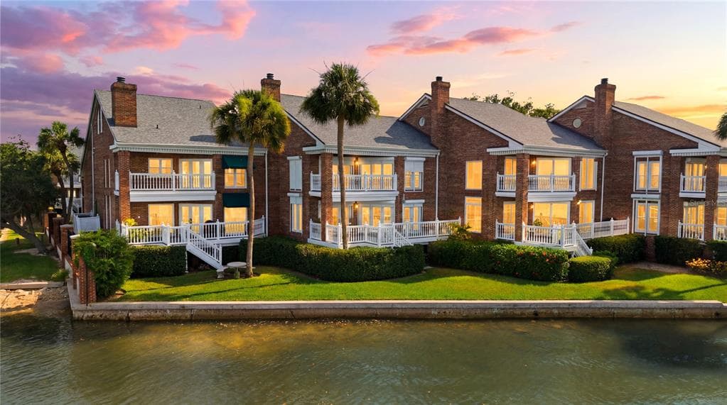 5210 INTERBAY BOULEVARD # 3, TAMPA, FL 33611
