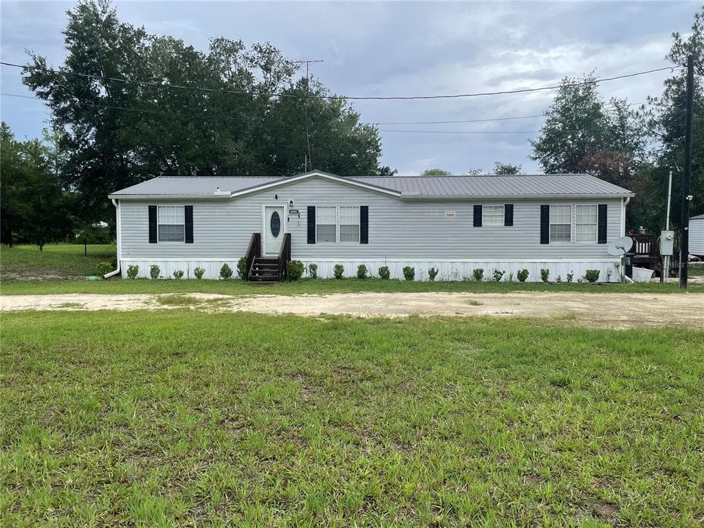 8890 SE 66TH CIRCLE, TRENTON, FL 32693
