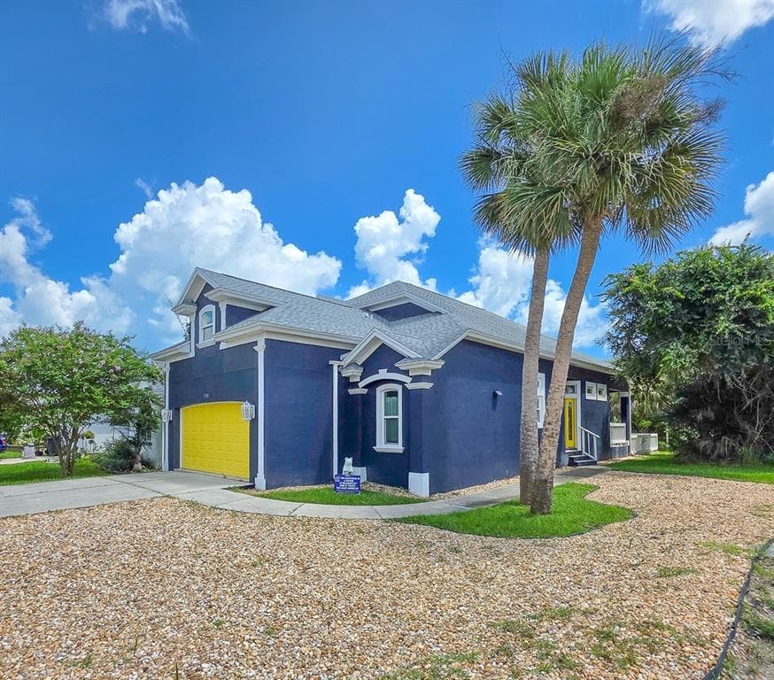 2733 S DAYTONA AVENUE, FLAGLER BEACH, FL 32136