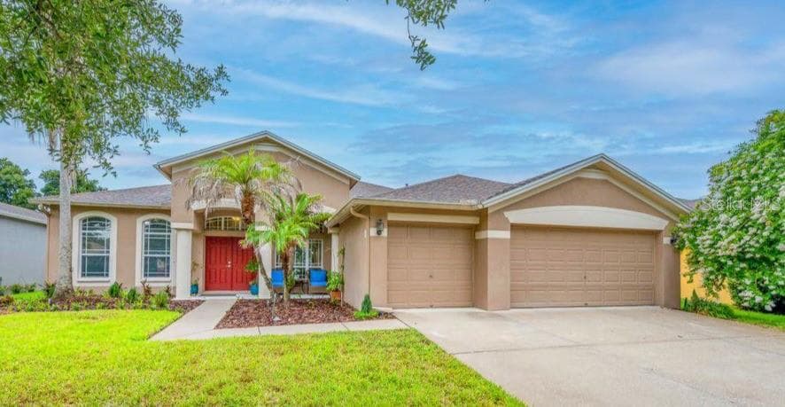 16135 BRIDGEDALE DRIVE, LITHIA, FL 33547