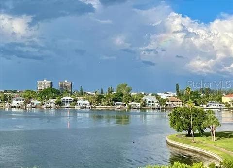 7872 SAILBOAT KEY BOULEVARD S # 405, SOUTH PASADENA, FL 33707