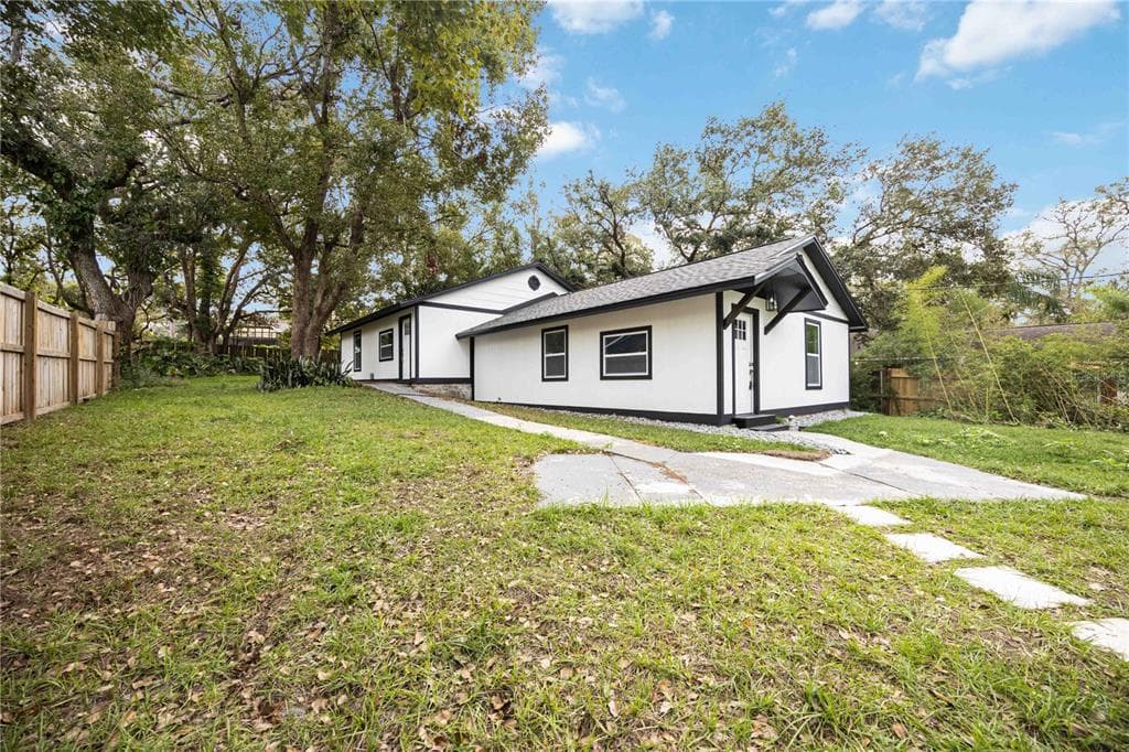 5433 579 HIGHWAY # A, SEFFNER, FL 33584