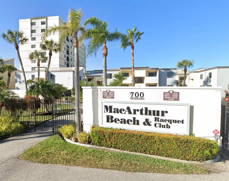 700 GOLDEN BEACH BOULEVARD # 131, VENICE, FL 34285