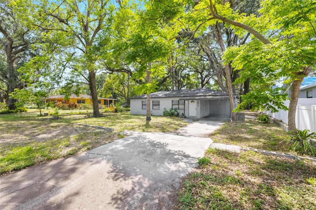 6612 N 23RD STREET, TAMPA, FL 33610