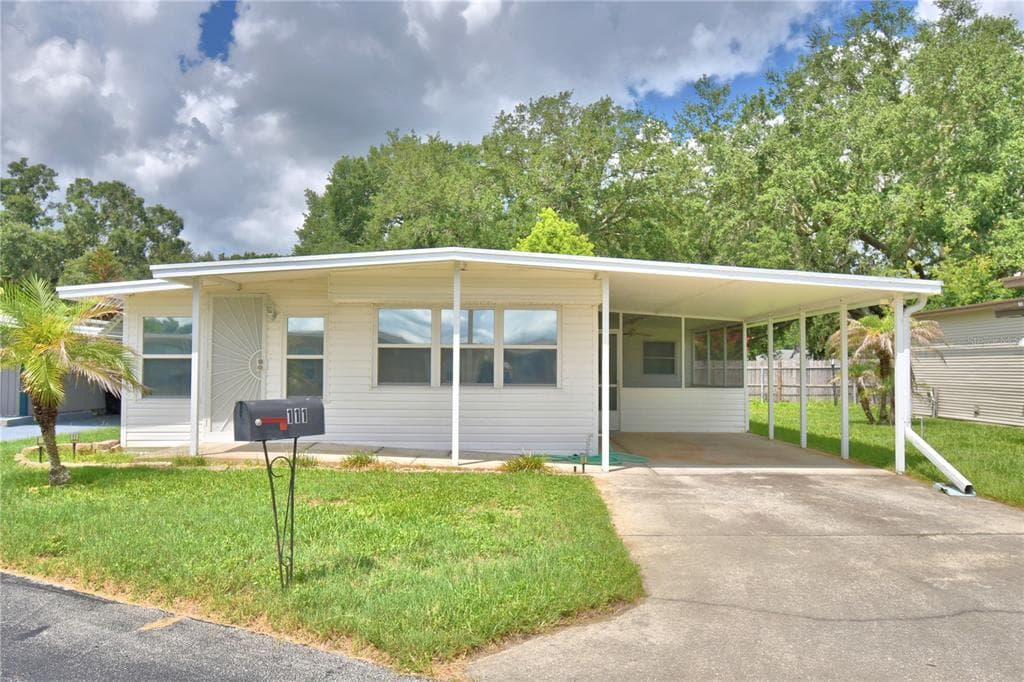 111 PARADISE LANE, AUBURNDALE, FL 33823