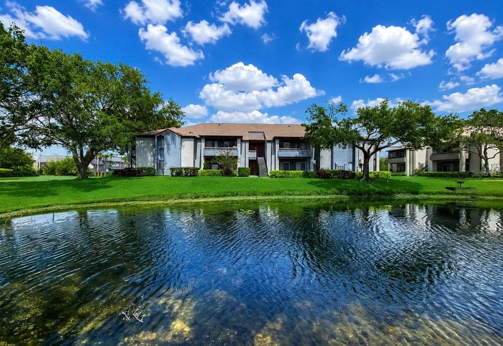 10263 GANDY BOULEVARD N # 405, ST PETERSBURG, FL 33702