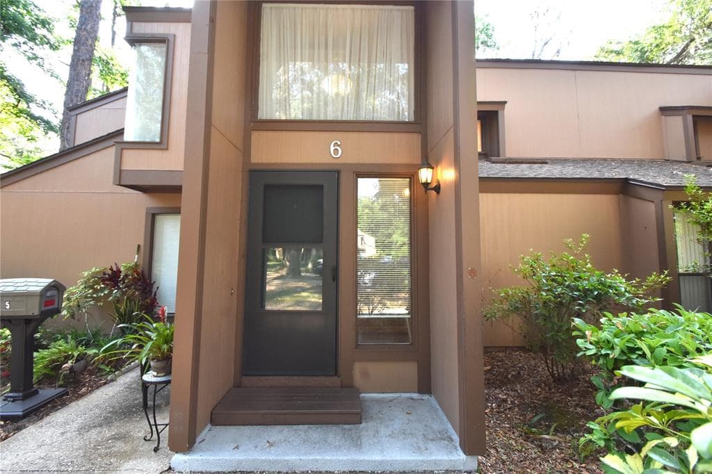 6 BROADMORE CIRCLE # 6, PALM COAST, FL 32137