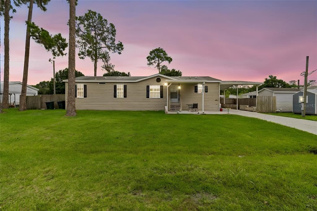 4917 HERNDON WAY, AUBURNDALE, FL 33823
