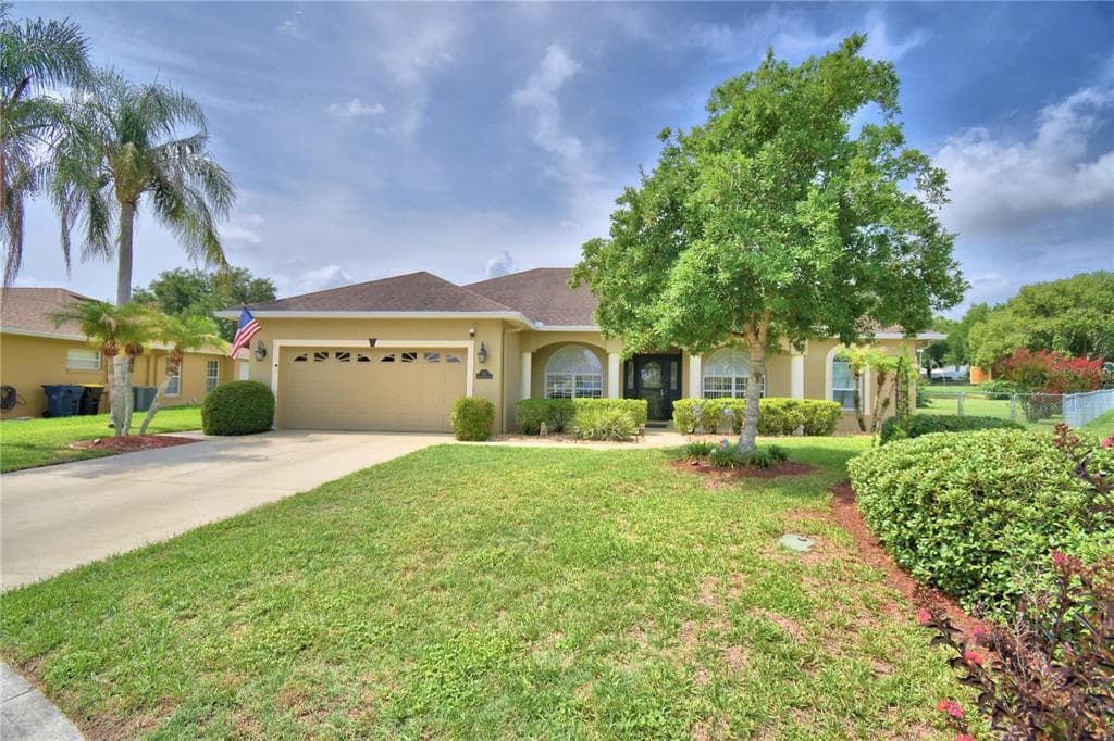 112 WATERVIEW CIRCLE, AUBURNDALE, FL 33823