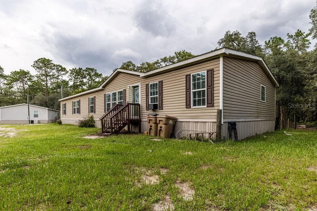 24821 OLD DEER ROAD, PAISLEY, FL 32767