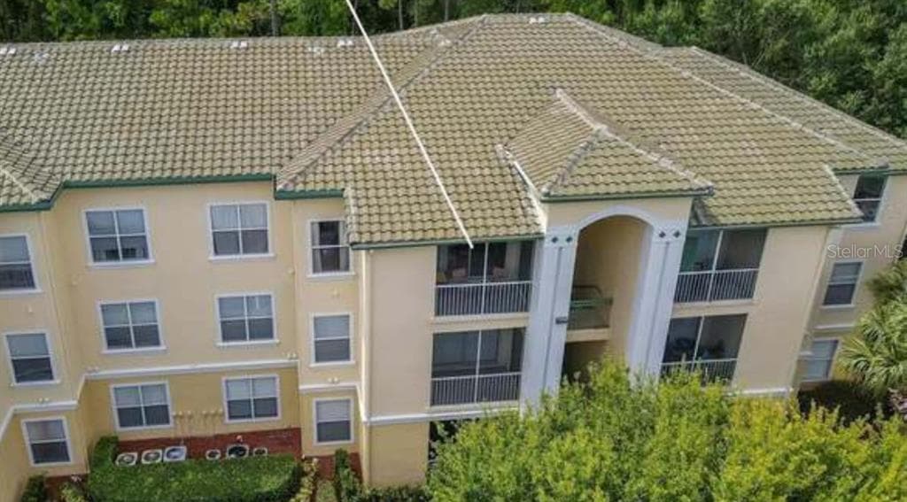 8921 LEGACY COURT # 305, KISSIMMEE, FL 34747