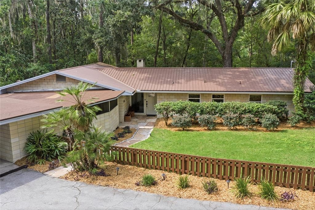 1732 NW 8TH AVENUE, GAINESVILLE, FL 32603