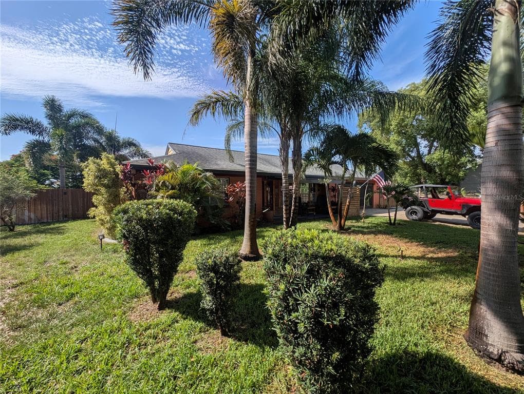 3849 EDGEMONT DRIVE, NEW PORT RICHEY, FL 34652