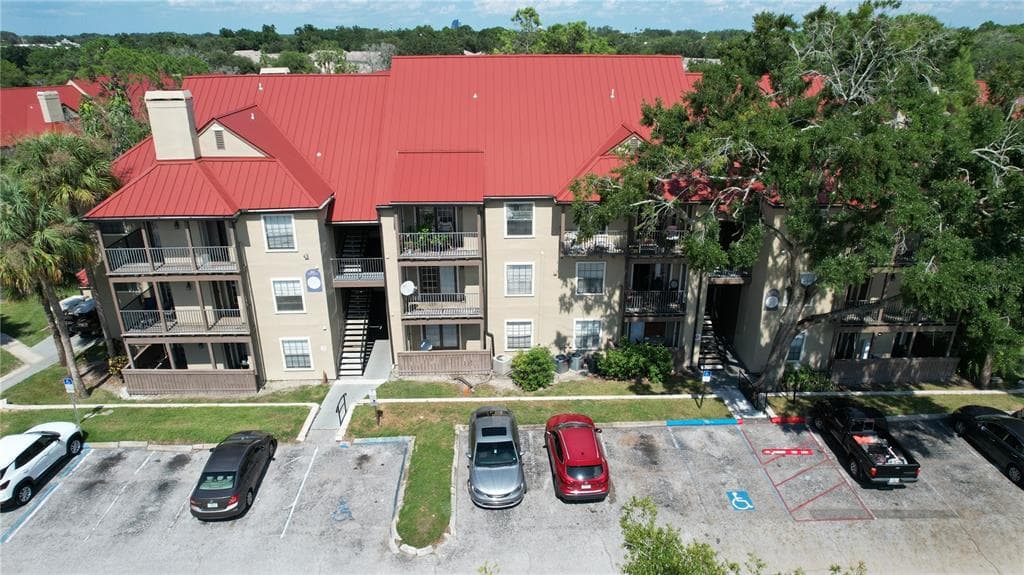 246 AFTON SQUARE # 105, ALTAMONTE SPRINGS, FL 32714