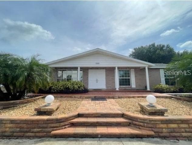 1326 LAKE ARIANA BOULEVARD, AUBURNDALE, FL 33823