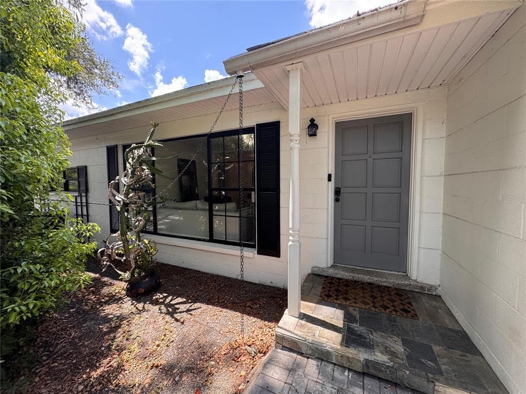 309 DEER PARK AVENUE, TAMPA, FL 33617