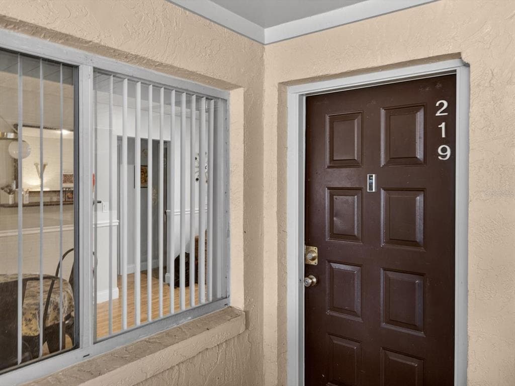 6110 CURRY FORD ROAD # 219, ORLANDO, FL 32822