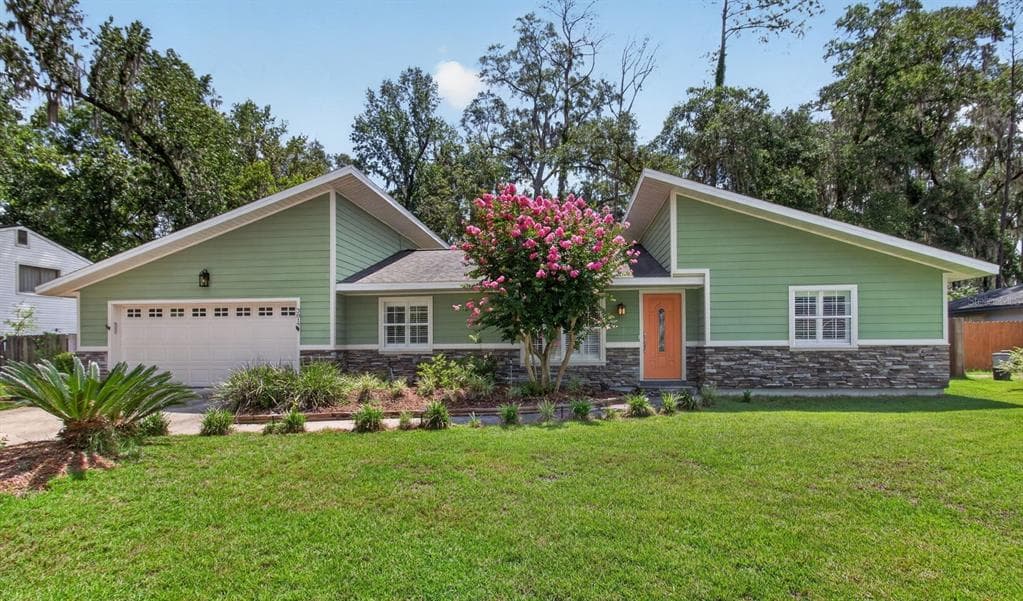 3817 NW 28TH TERRACE, GAINESVILLE, FL 32605