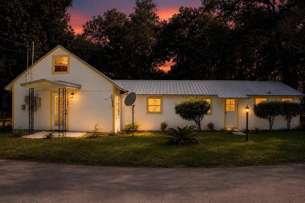 490 JOHN STREET # A & B, LAKE HELEN, FL 32744