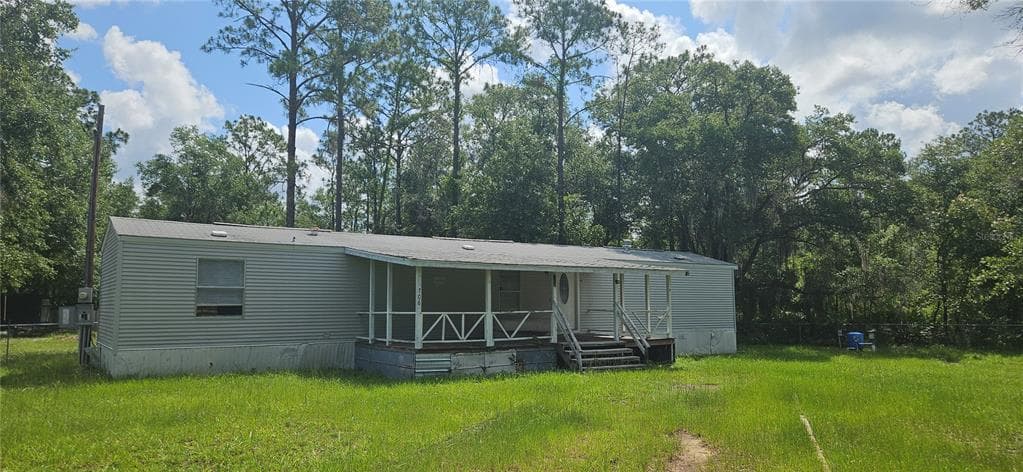 706 DAVID AVENUE, INTERLACHEN, FL 32148