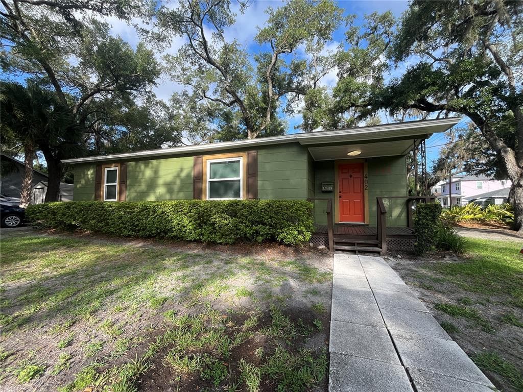 402 W PARIS STREET, TAMPA, FL 33604