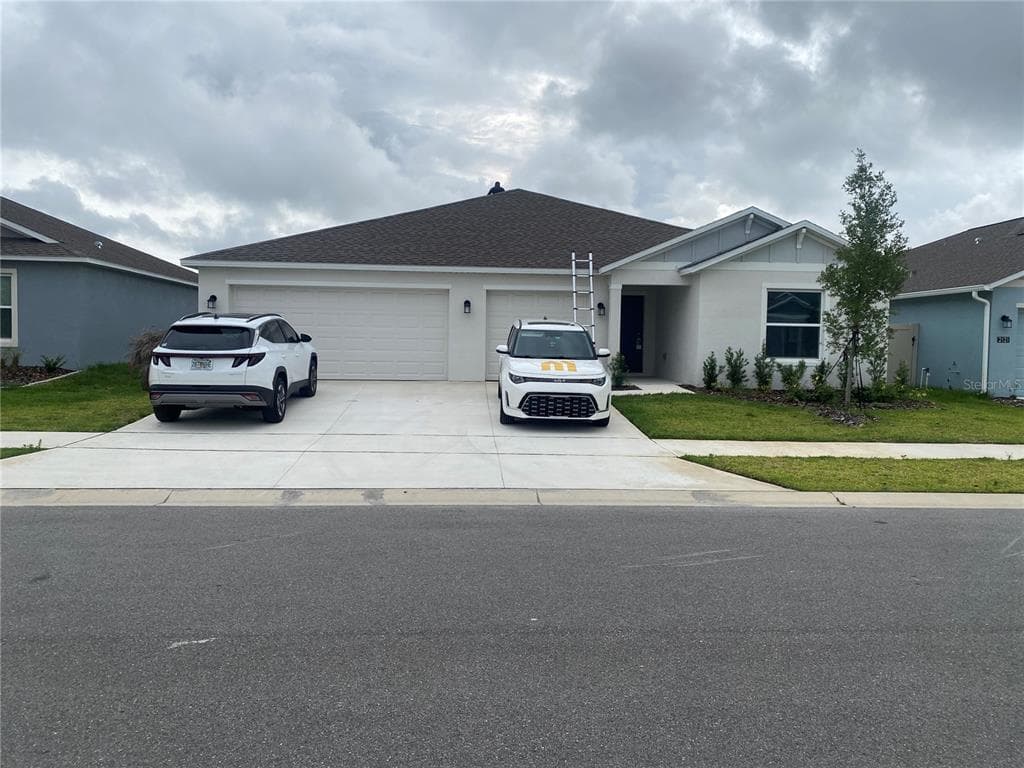 2125 LASSO LOOP, EAGLE LAKE, FL 33839