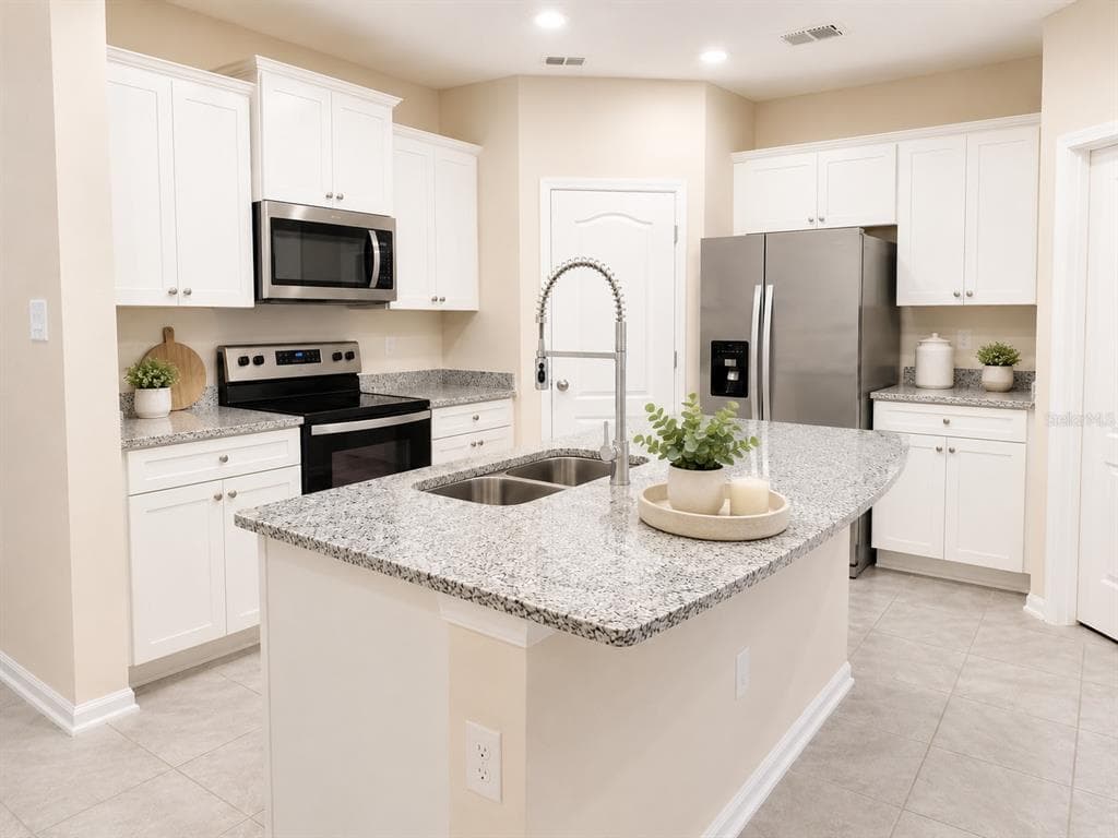 172 REDBUD ROAD, PALM COAST, FL 32137