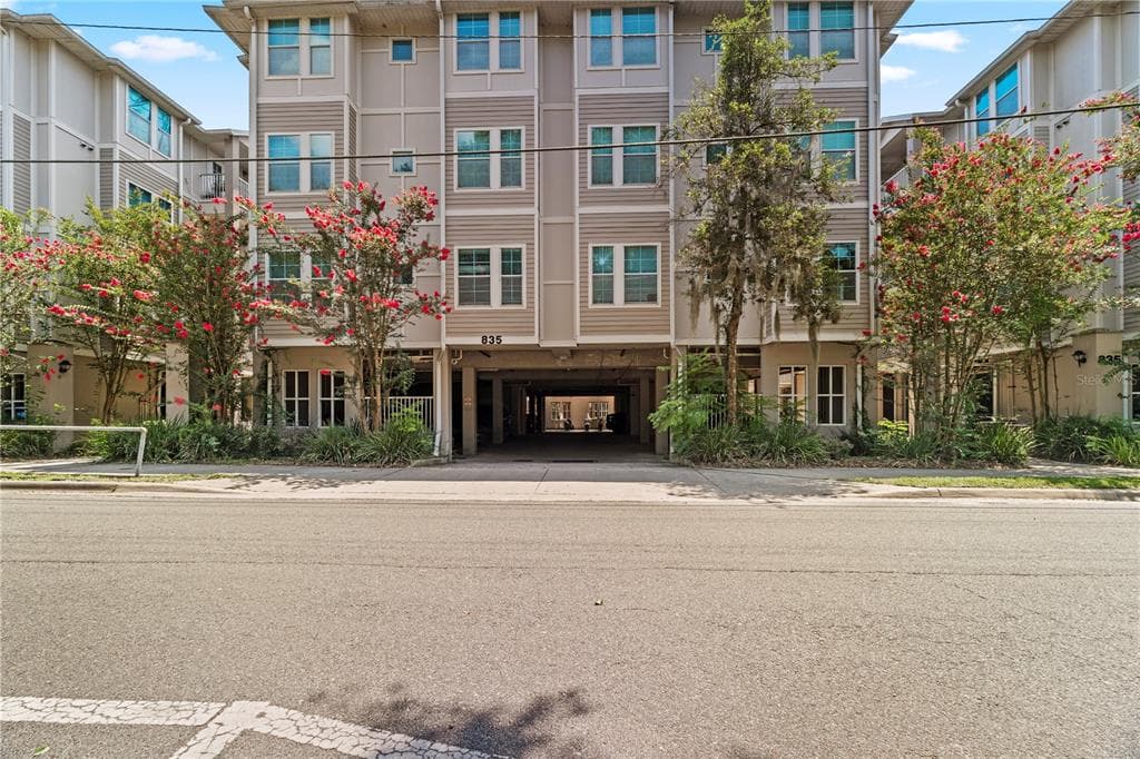835 SW 9TH STREET # 101, GAINESVILLE, FL 32601