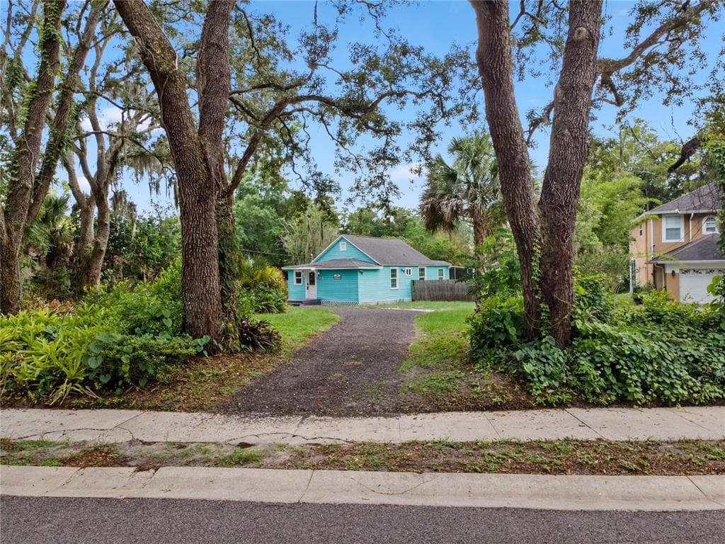1209 QUINTUPLET COURT, CASSELBERRY, FL 32707