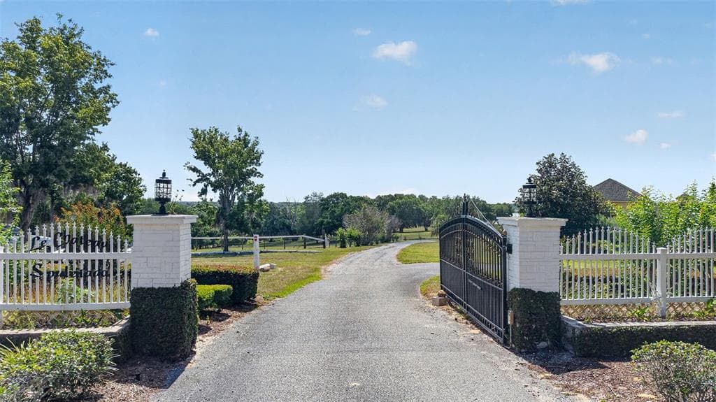 17269 B SE 260TH AVENUE ROAD, UMATILLA, FL 32784